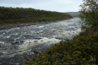 Do Norska se dostáváme přes řeku Tenojoki,285km toku tvoří hranici s Finskem